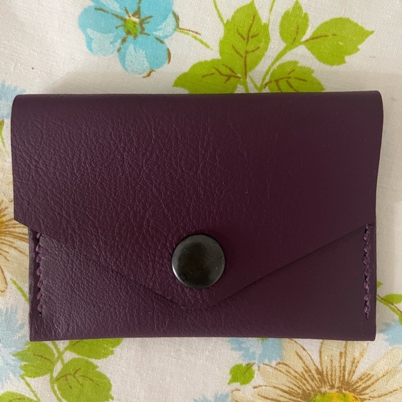 Handmade Genuine Leather Wallet - Picture 1 of 5